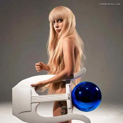 Lady Gaga photo 8 of 1595