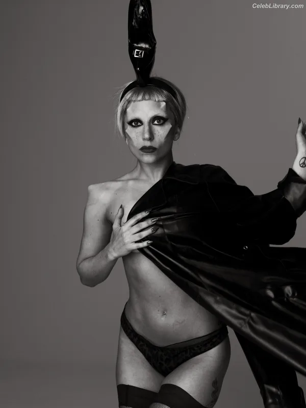 Lady Gaga photo 5 of 1595