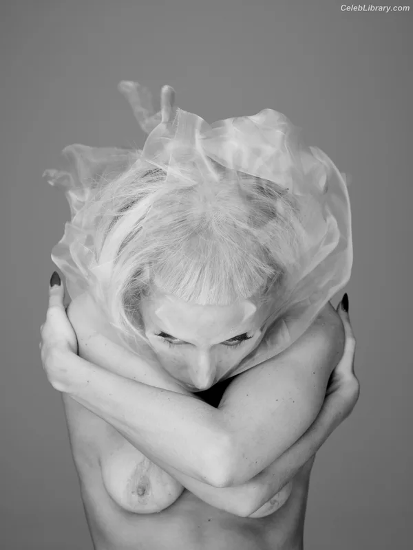Lady Gaga photo 19 of 1595