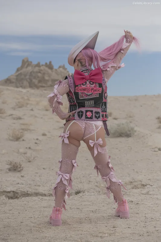 Lady Gaga photo 5 of 1595