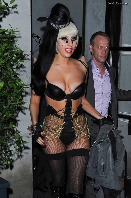 Lady Gaga photo 14 of 1595