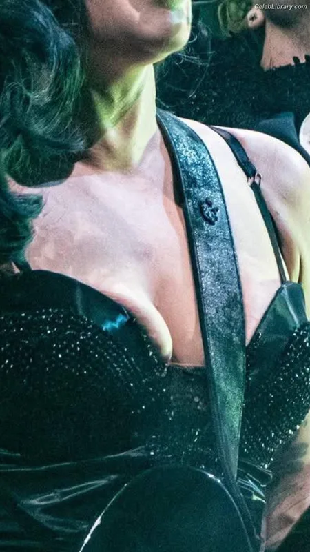 Lady Gaga photo 12 of 1595