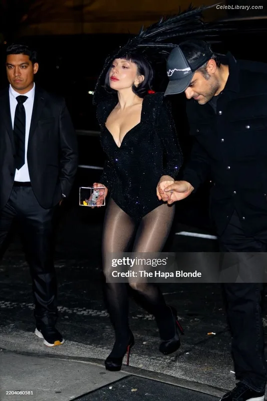Lady Gaga photo 22 of 1595