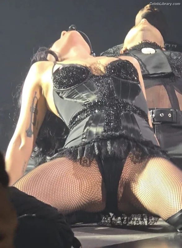 Lady Gaga photo 7 of 1595