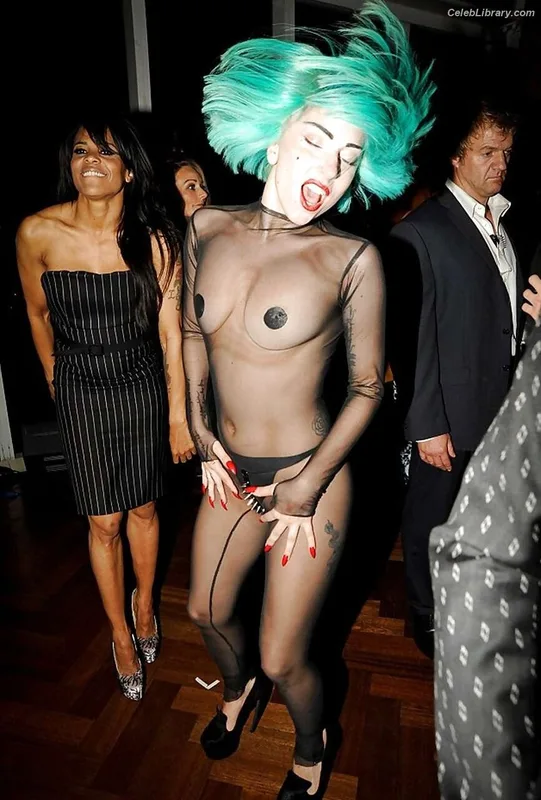 Lady Gaga photo 12 of 1595