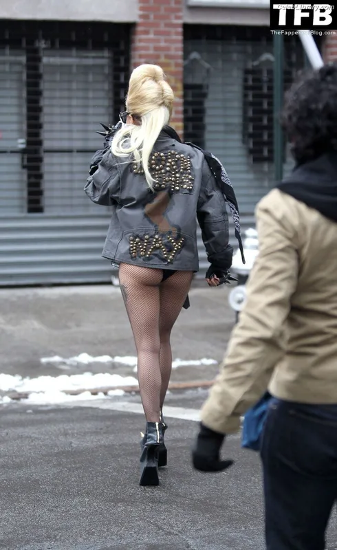 Lady Gaga photo 13 of 1595