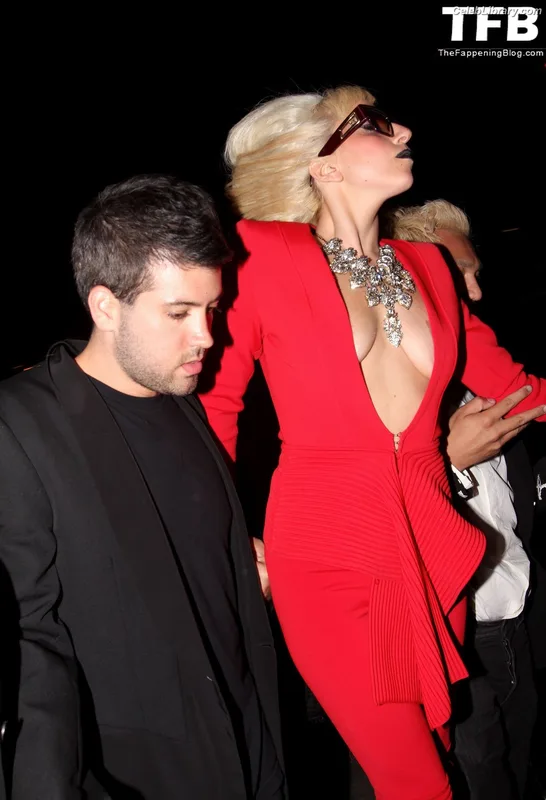 Lady Gaga photo 4 of 1595