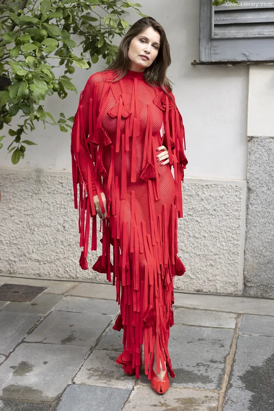 Laetitia Casta photo 8 of 210