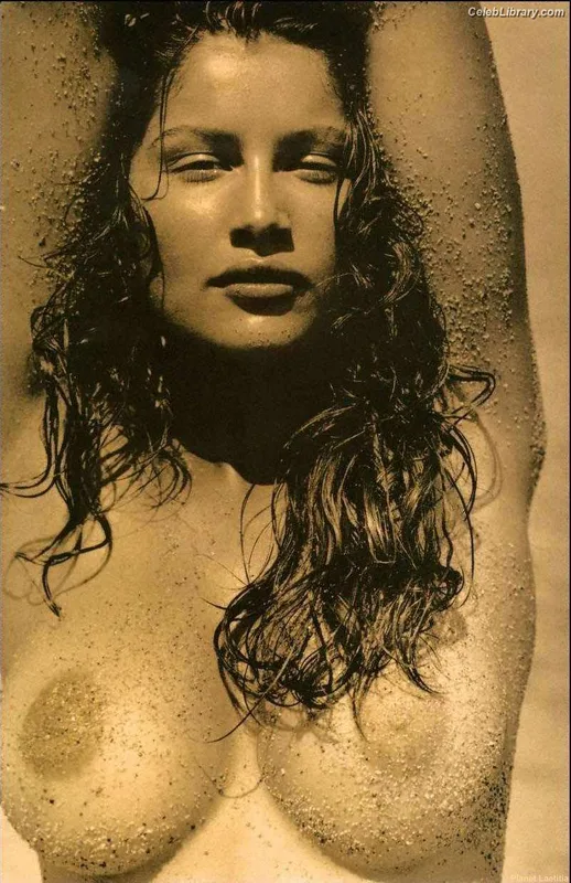 Laetitia Casta photo 2 of 210