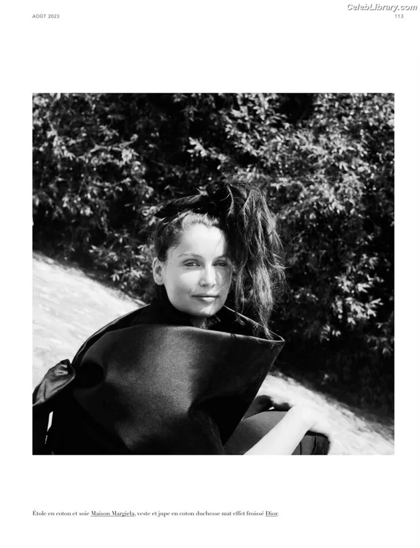 Laetitia Casta photo 21 of 210