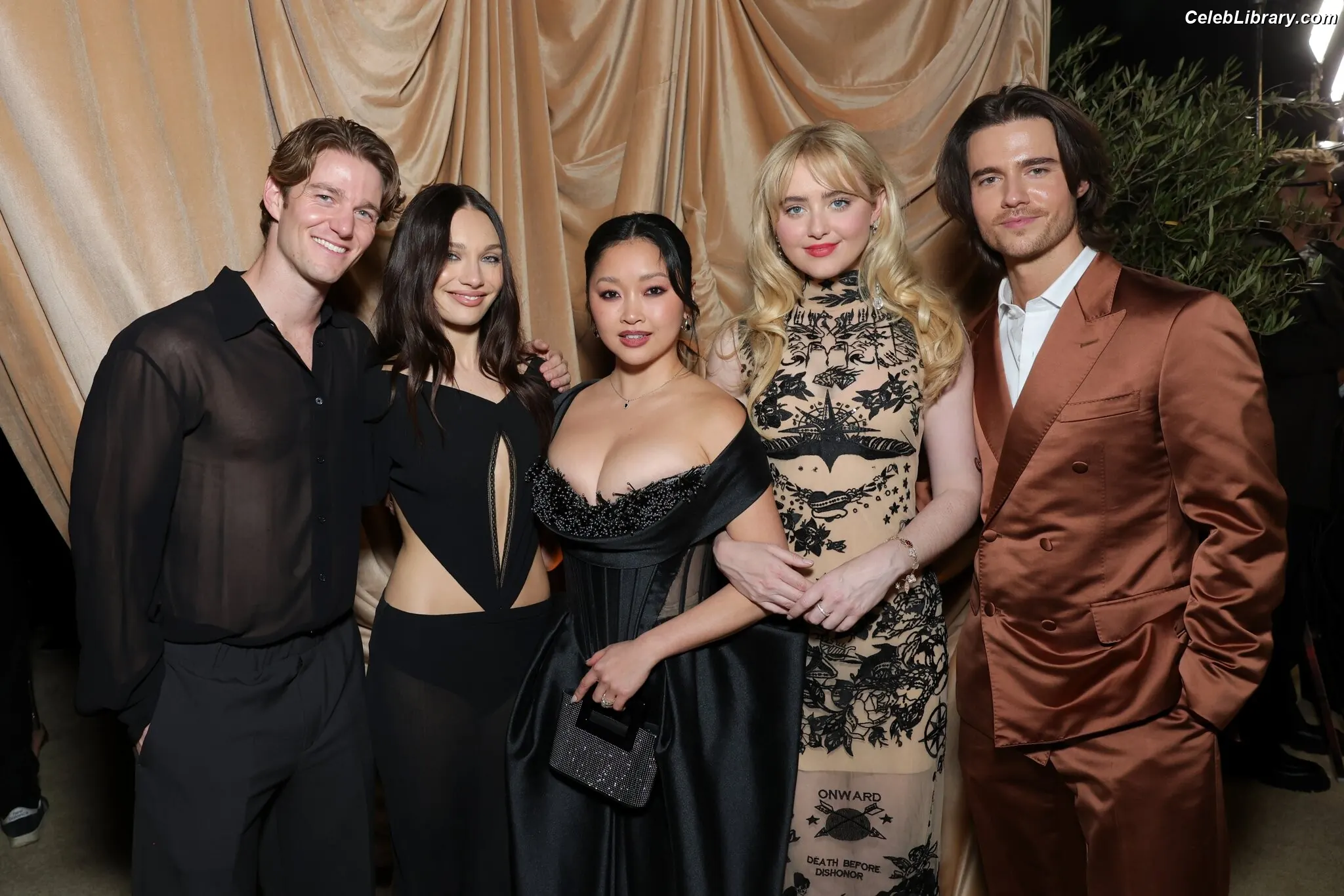Lana Condor photo 14 of 493