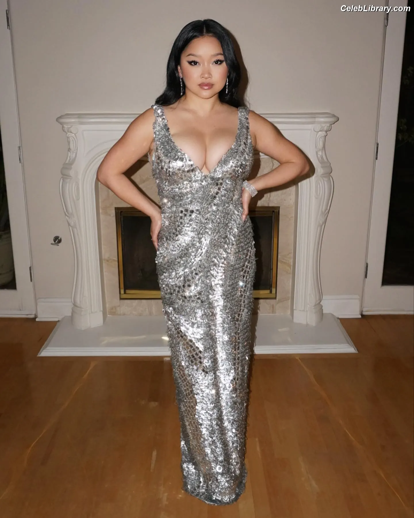 Lana Condor photo 16 of 493