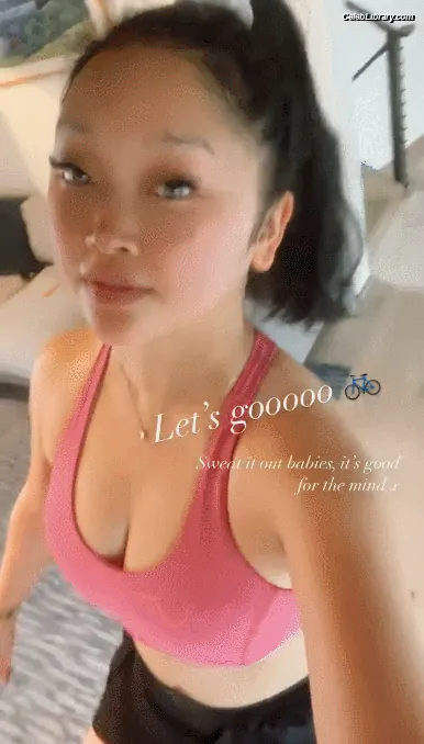 Lana Condor photo 1 of 493