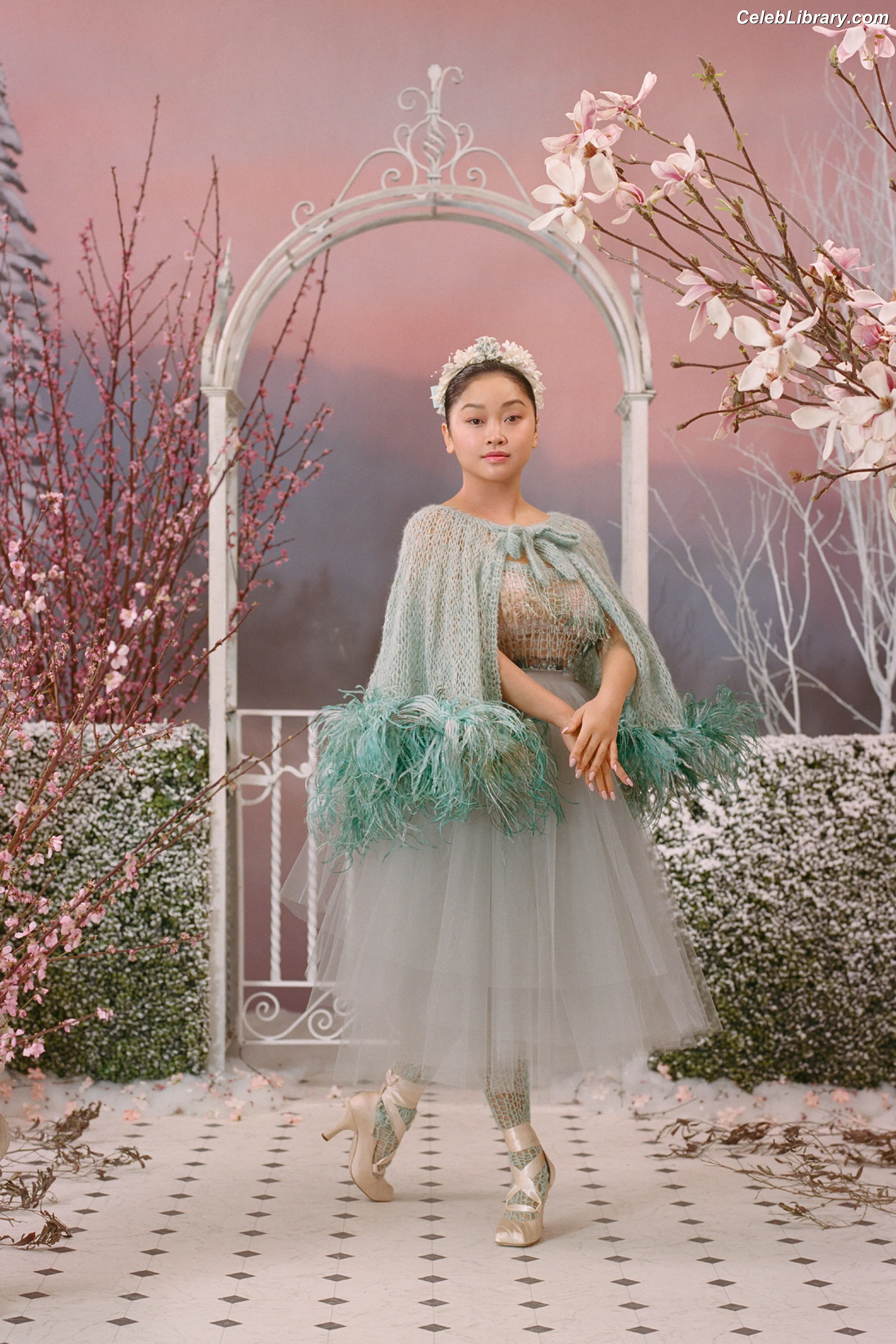 Lana Condor photo 16 of 493
