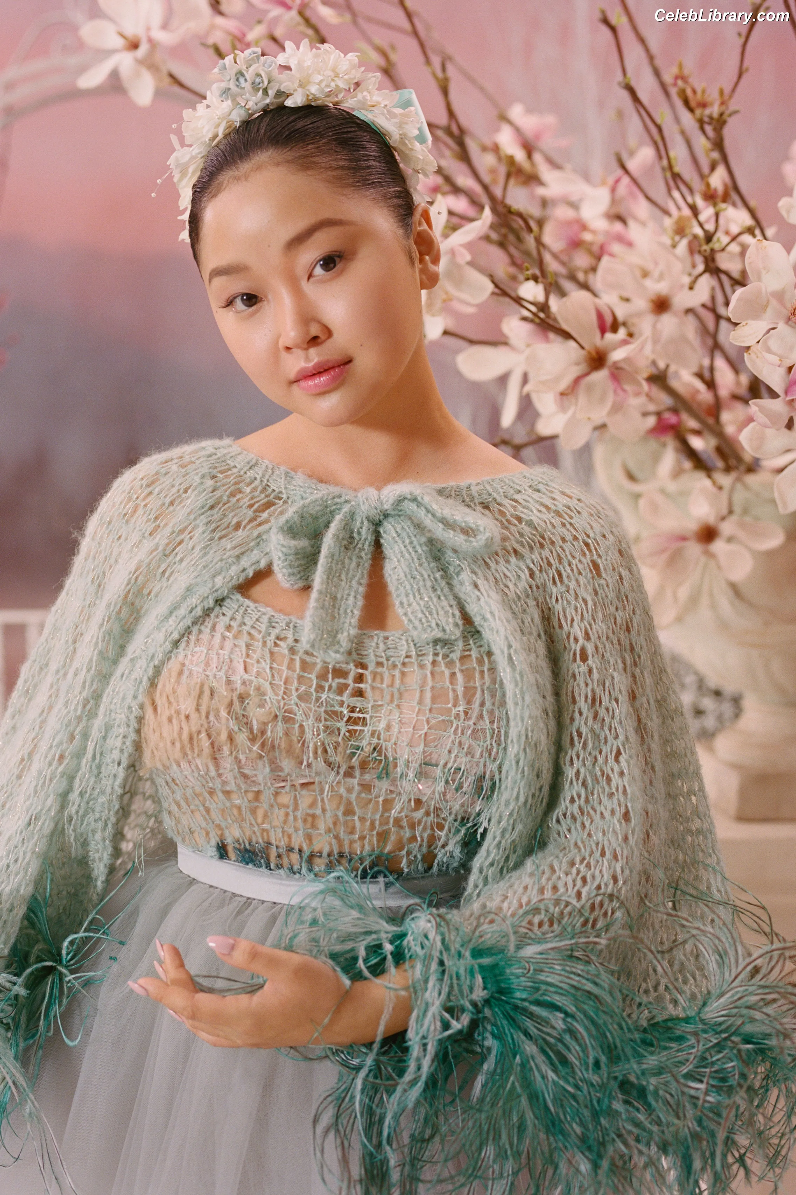 Lana Condor photo 17 of 493
