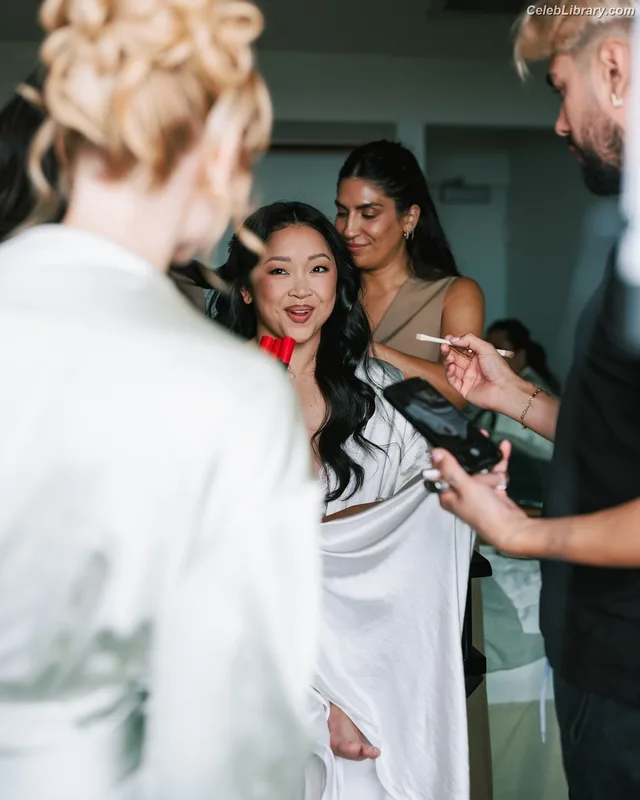 Lana Condor photo 3 of 492