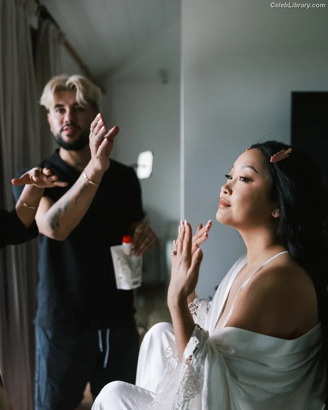 Lana Condor photo 20 of 492