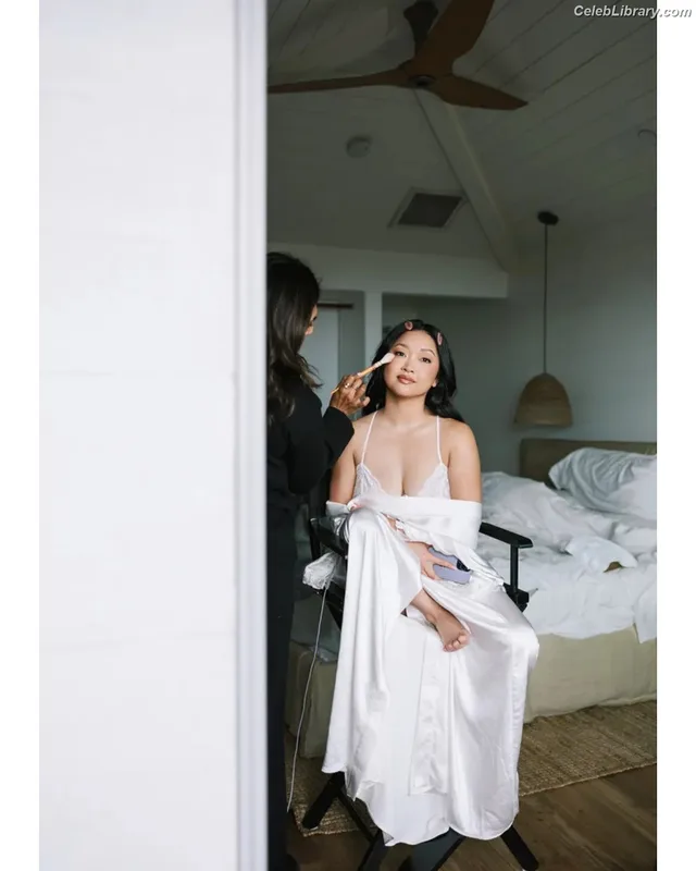 Lana Condor photo 21 of 492