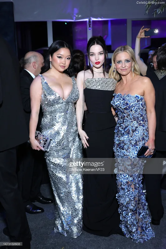 Lana Condor photo 5 of 492
