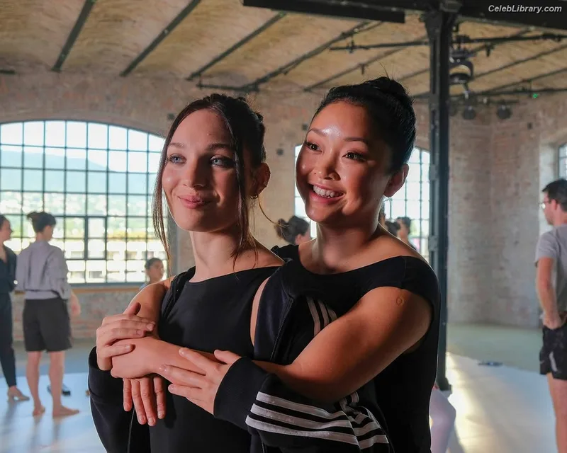 Lana Condor photo 14 of 492