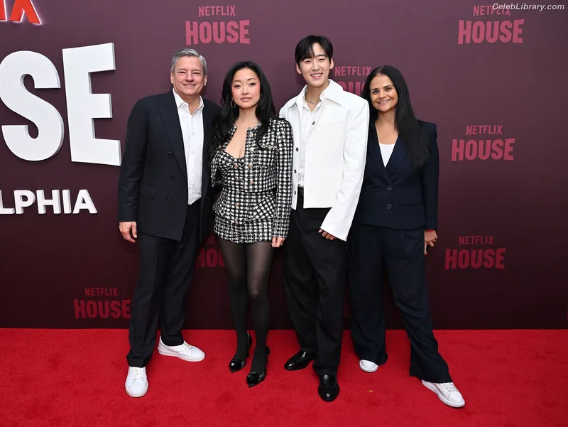 Lana Condor photo 5 of 492