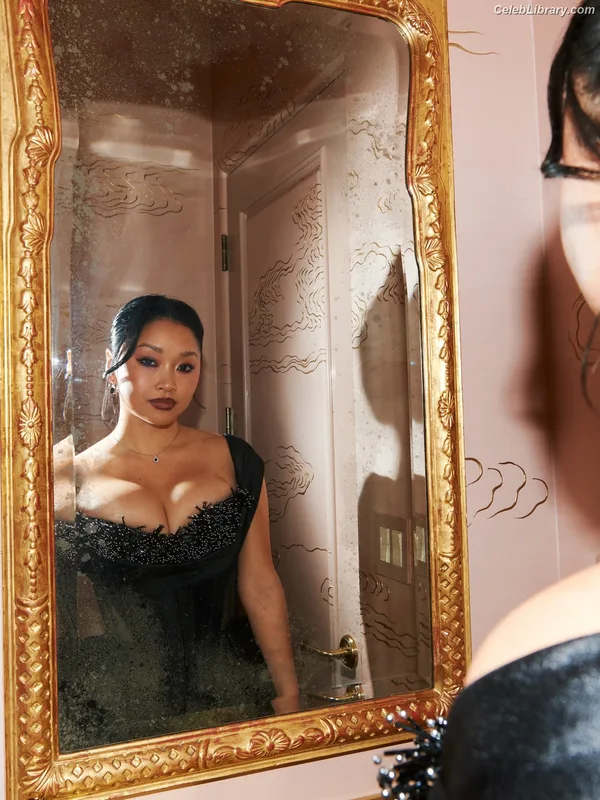 Lana Condor photo 24 of 492