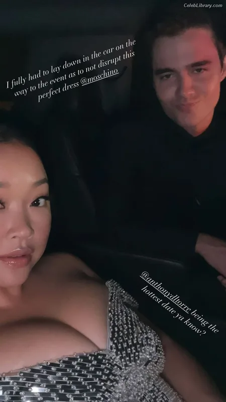 Lana Condor photo 11 of 492