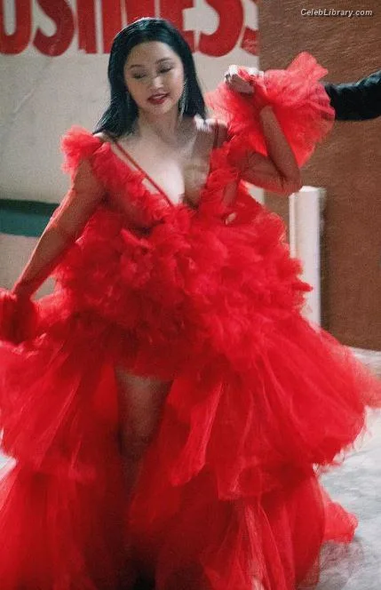 Lana Condor photo 18 of 492