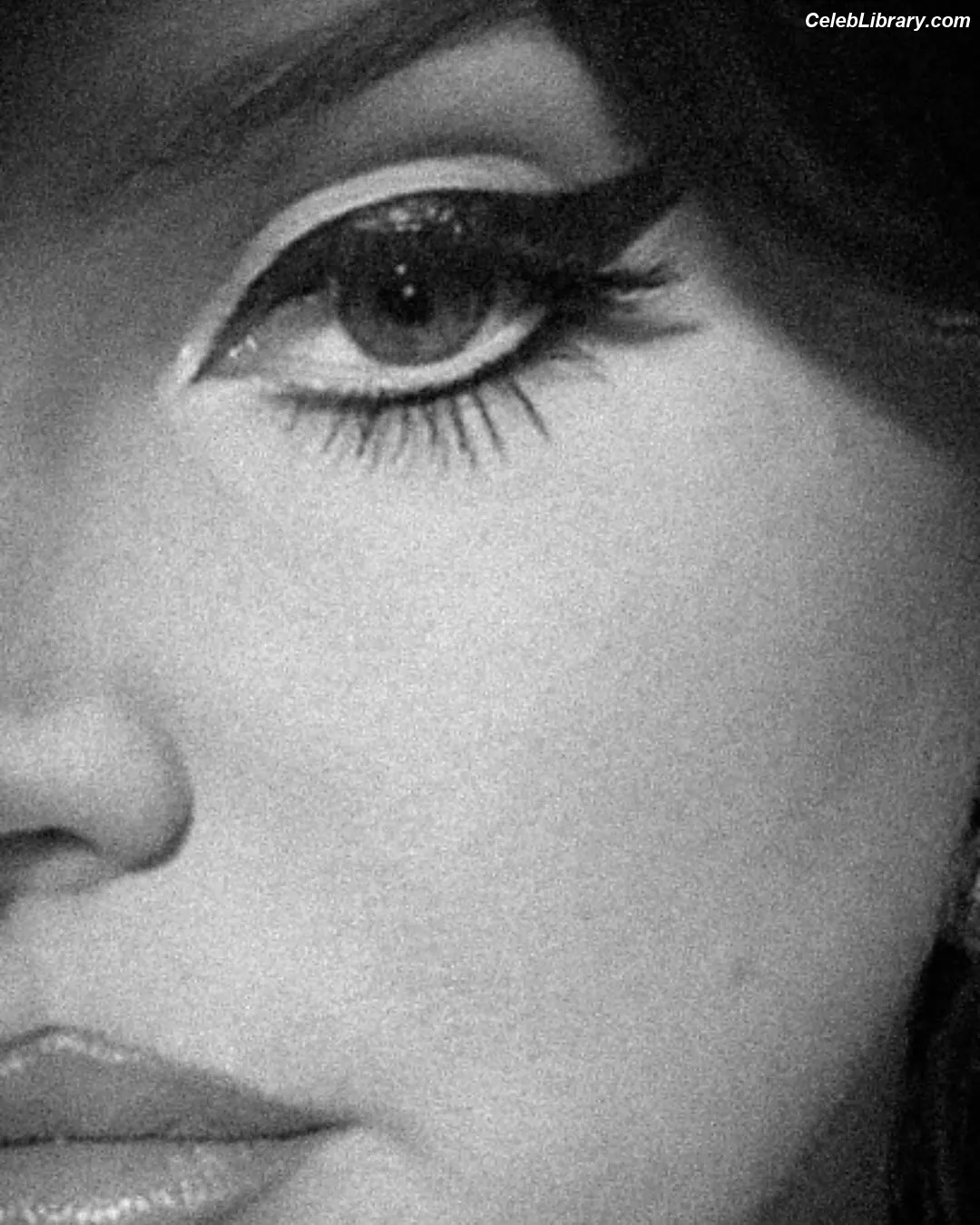 Lana Del Rey photo 10 of 562
