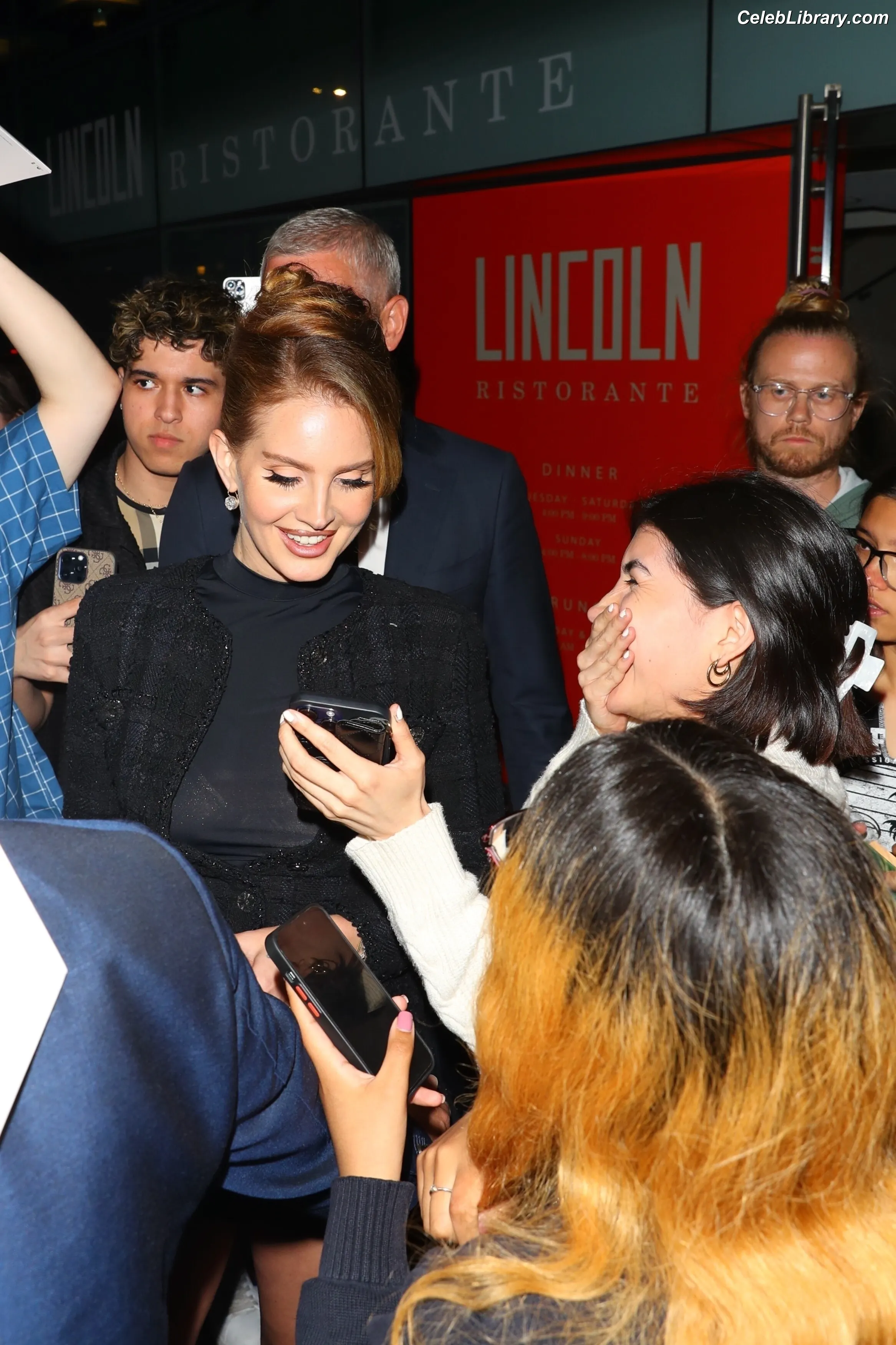 Lana Del Rey photo 8 of 562
