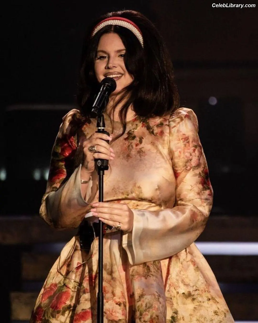 Lana Del Rey photo 12 of 562