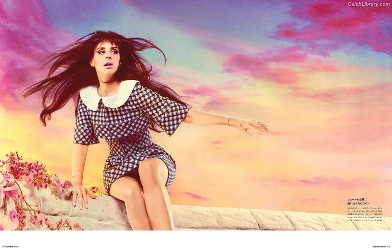 Lana Del Rey photo 10 of 559