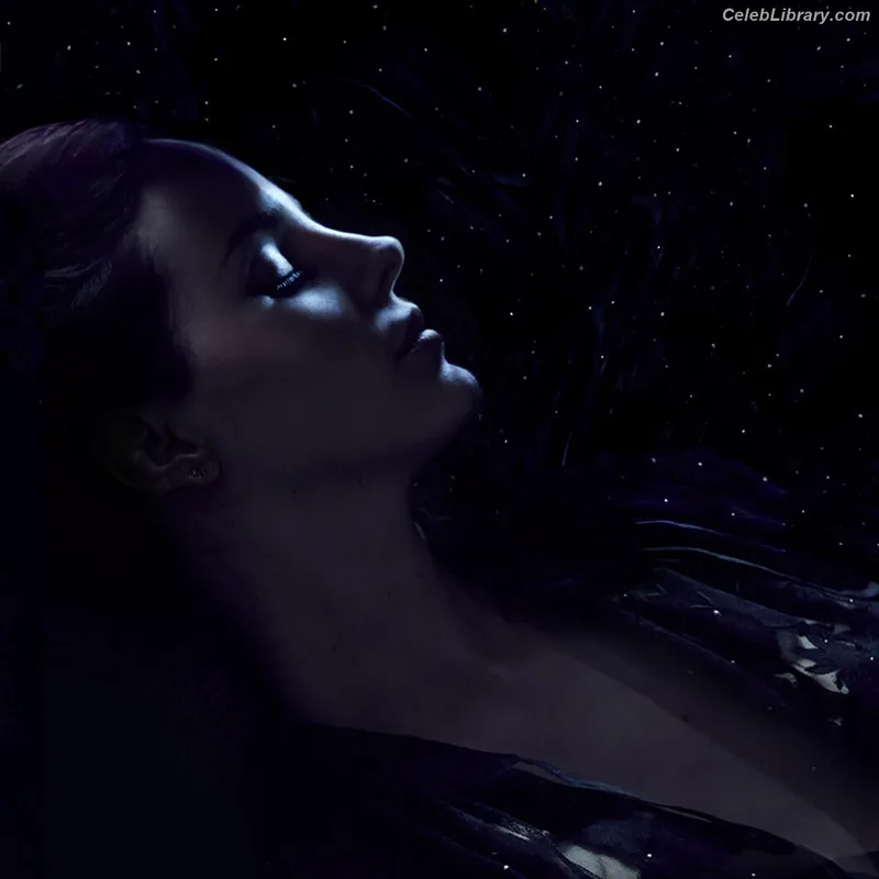 Lana Del Rey photo 9 of 559