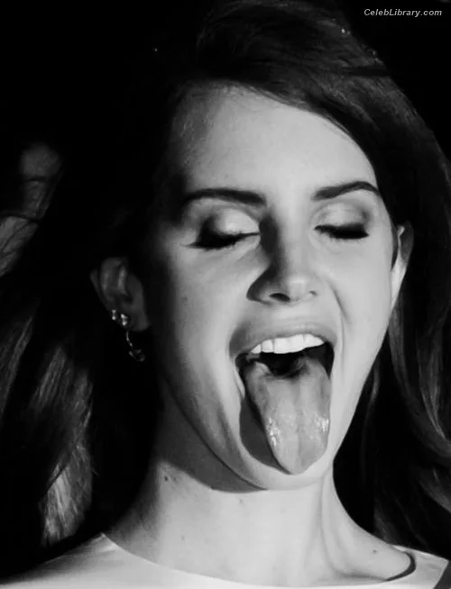 Lana Del Rey photo 15 of 559