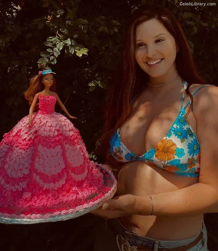 Lana Del Rey photo 6 of 559