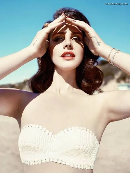 Lana Del Rey photo 7 of 559