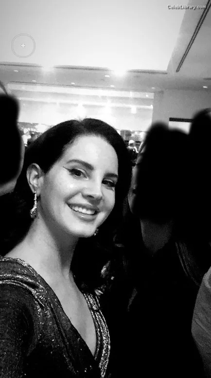 Lana Del Rey photo 21 of 559
