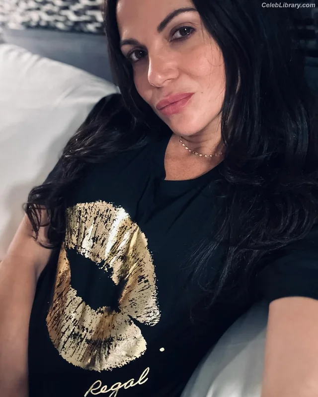 Lana Parrilla photo 3 of 49