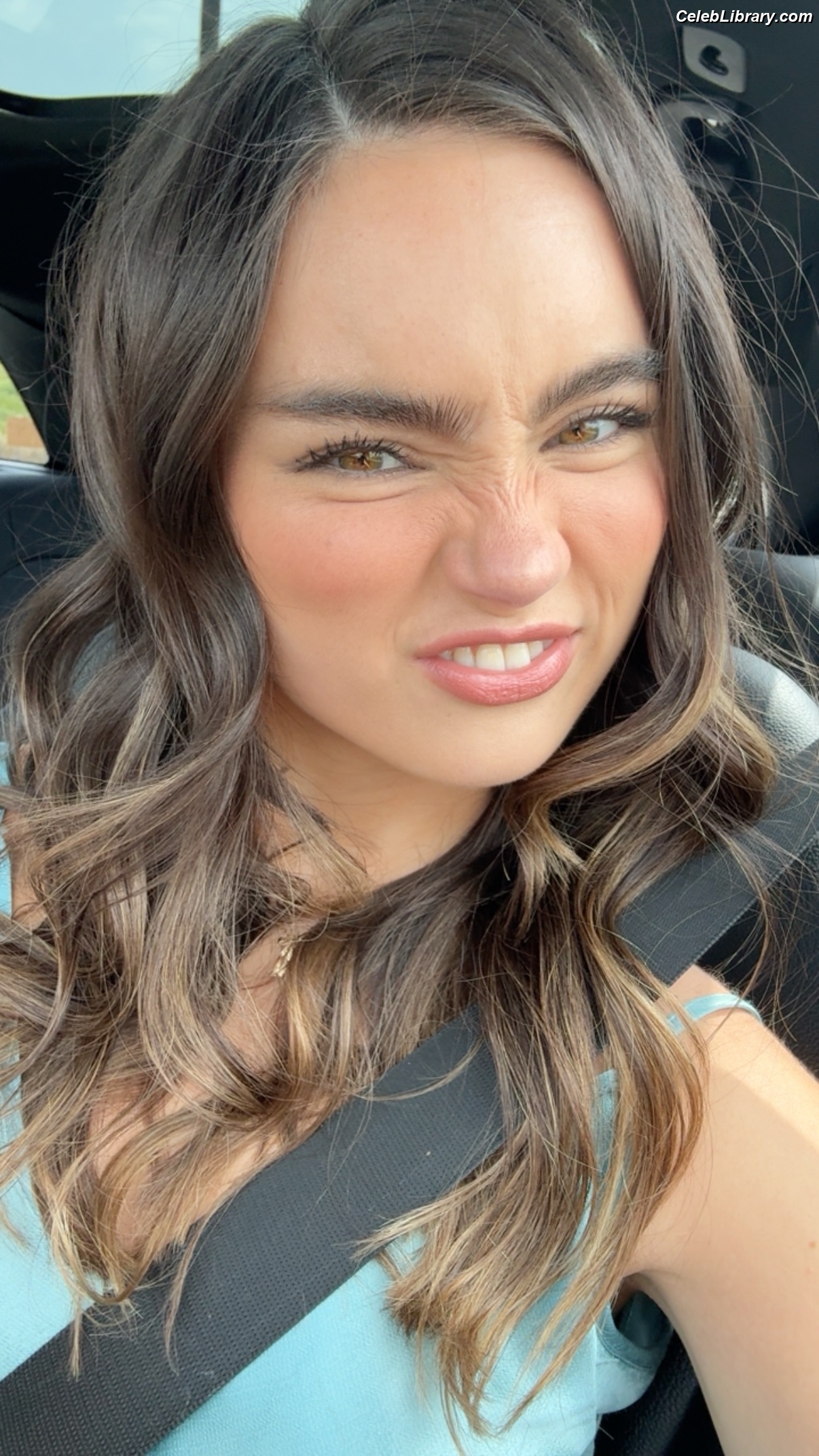 Landry Bender photo 15 of 27