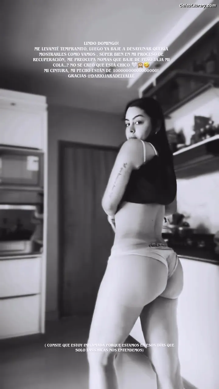 Larissa Riquelme photo 6 of 540