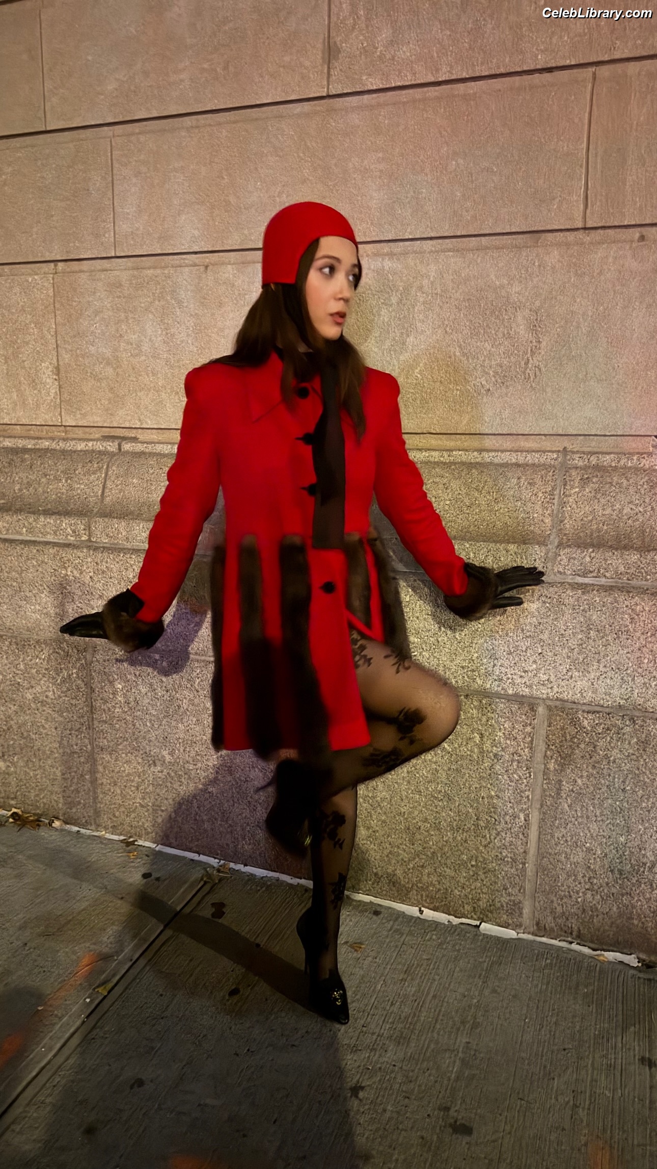 Laufey Lin photo 2 of 317