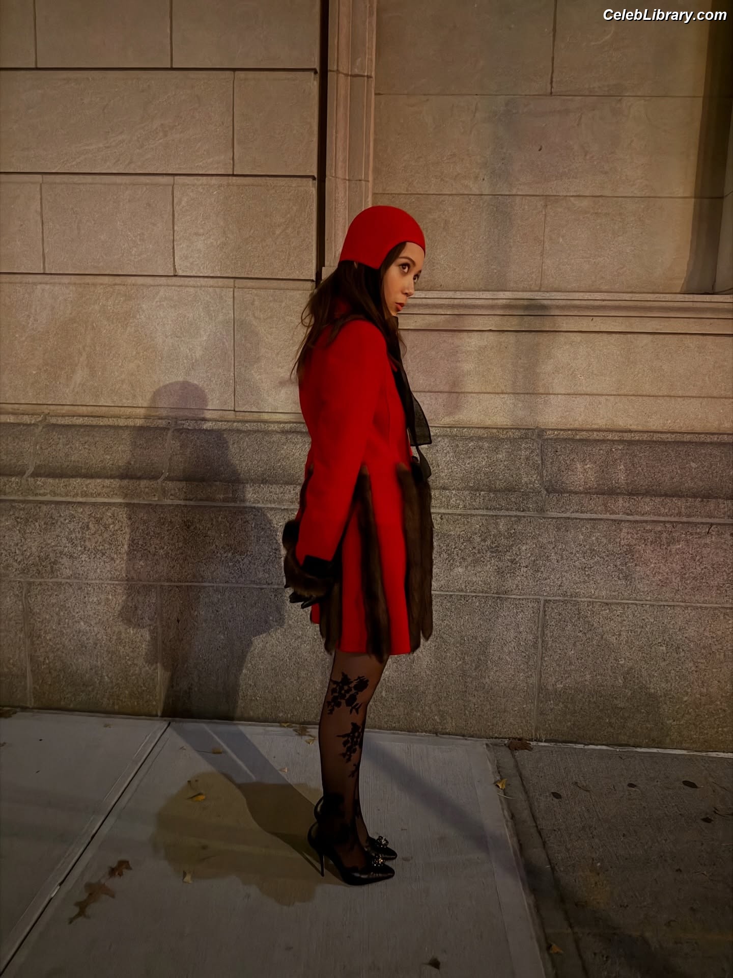 Laufey Lin photo 22 of 317