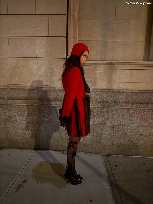 Laufey Lin photo 20 of 317