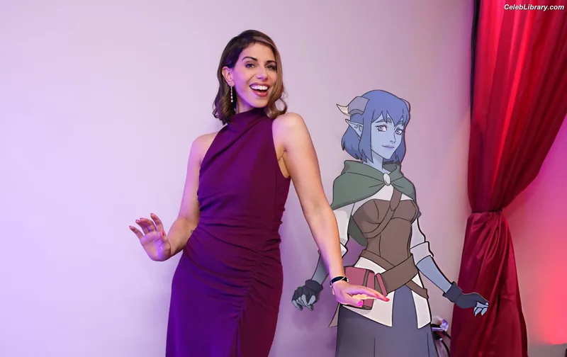 Laura Bailey photo 24 of 414