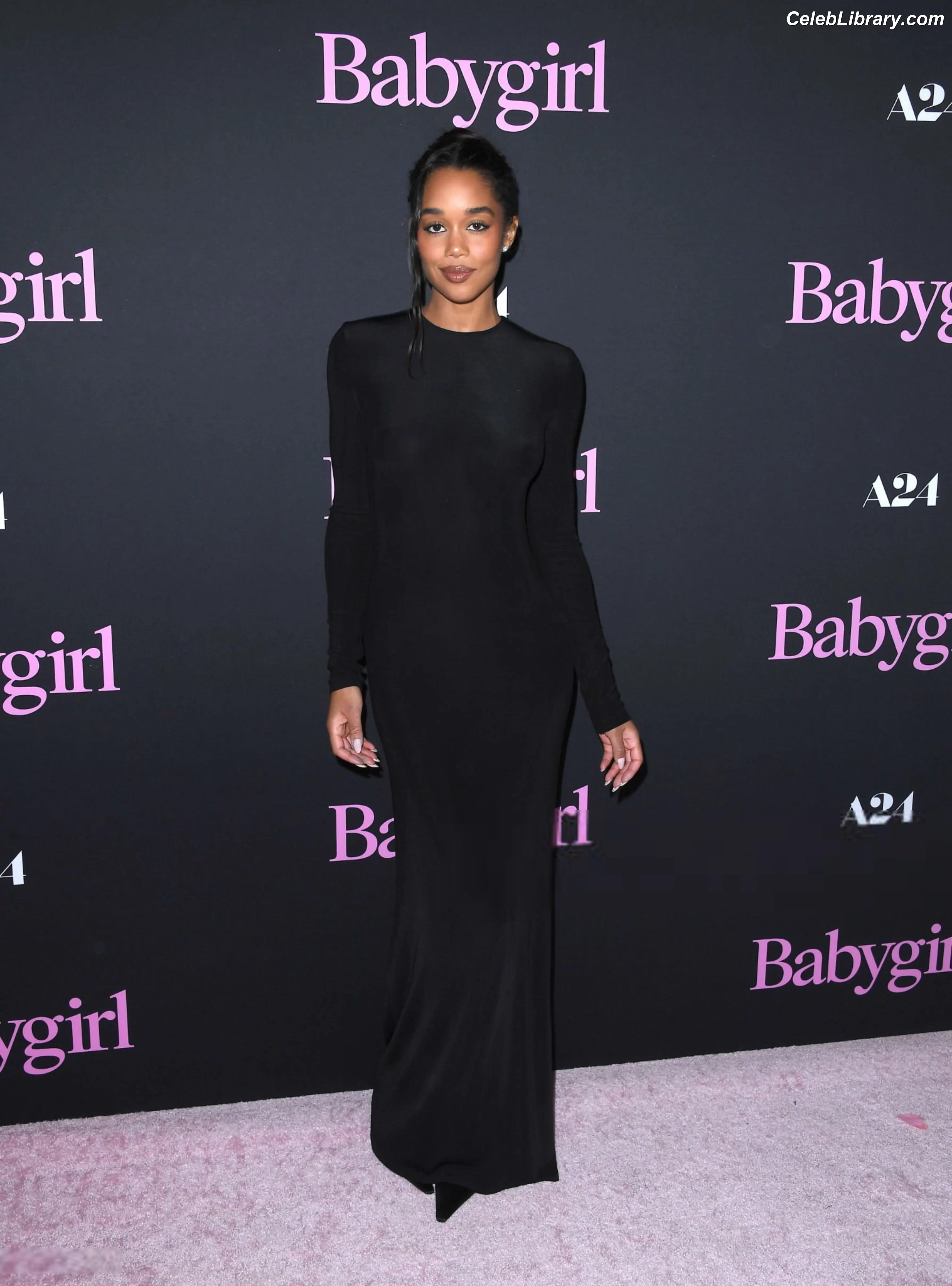 Laura Harrier photo 15 of 439