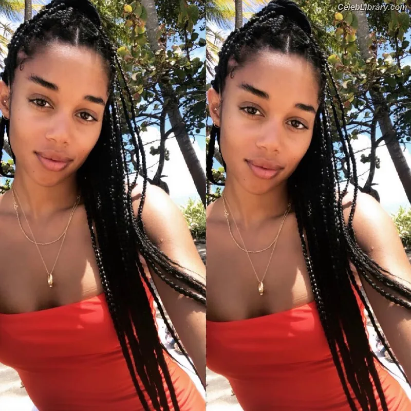 Laura Harrier photo 1 of 440