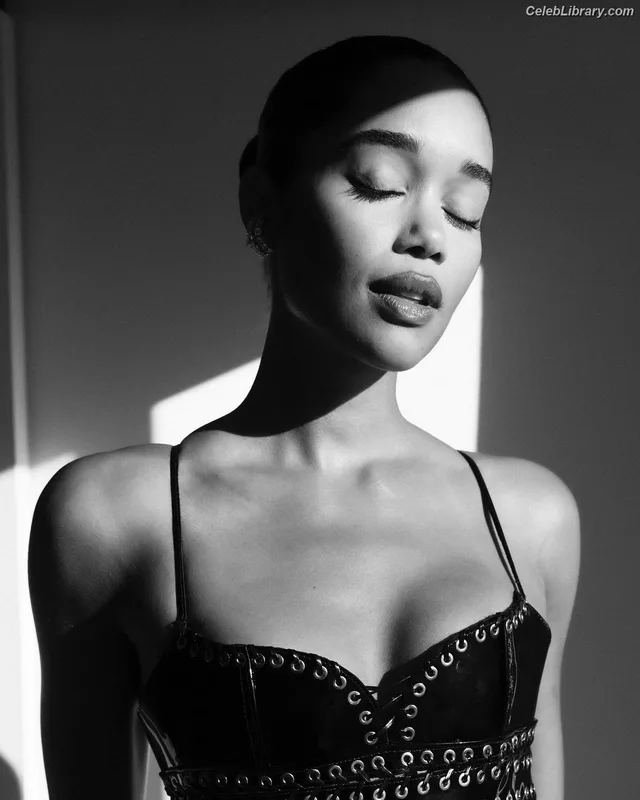 Laura Harrier photo 24 of 440