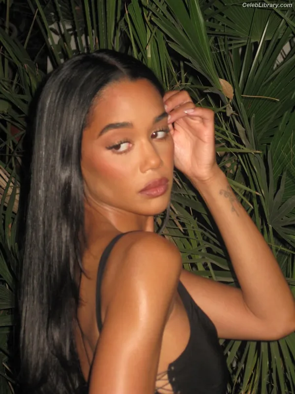 Laura Harrier photo 10 of 440
