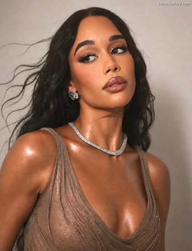 Laura Harrier photo 1 of 440