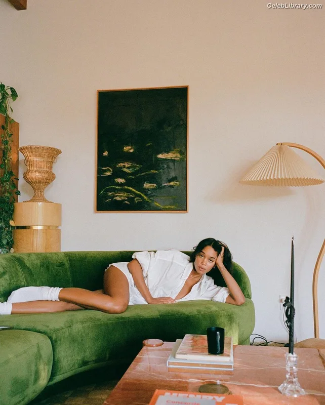 Laura Harrier photo 10 of 440